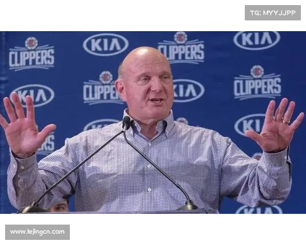 NBA星二代盖茨上演暴力美学扣篮 震撼平凉赛场引爆全场热潮 NBA星二代盖茨上演暴力美学扣篮 震撼平凉赛场引爆全场热潮